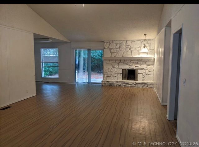 7732 S 69th East Place, Tulsa, OK 74133