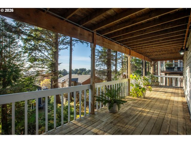 3764 E Chinook Ave, Cannon Beach, OR 97110