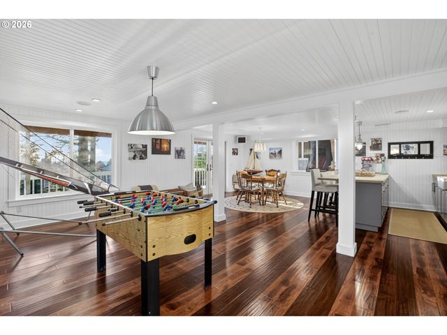 3764 E Chinook Ave, Cannon Beach, OR 97110