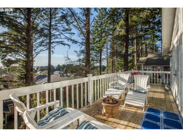 3764 E Chinook Ave, Cannon Beach, OR 97110