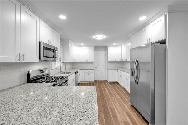 1618 Belafonte DR, Portsmouth, VA 23701