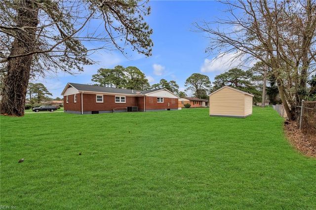 1618 Belafonte DR, Portsmouth, VA 23701