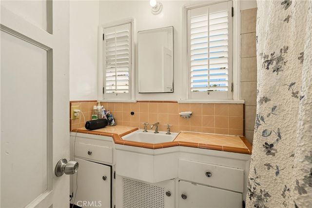 7015 Templeton, Huntington Park, CA 90255