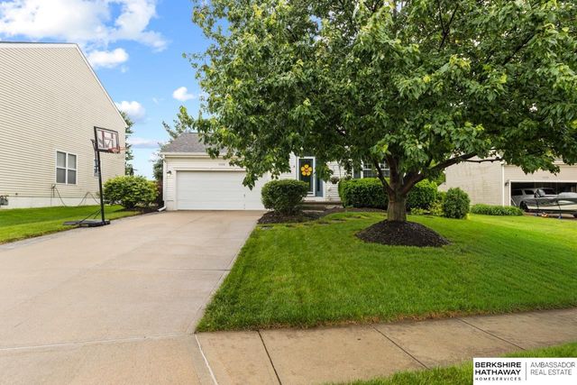 11316 S 199 Street, Gretna, NE 68028