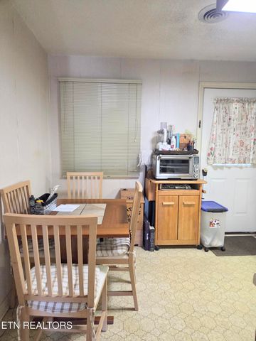 125 Arcadia Lane D, Oak Ridge, TN 37830