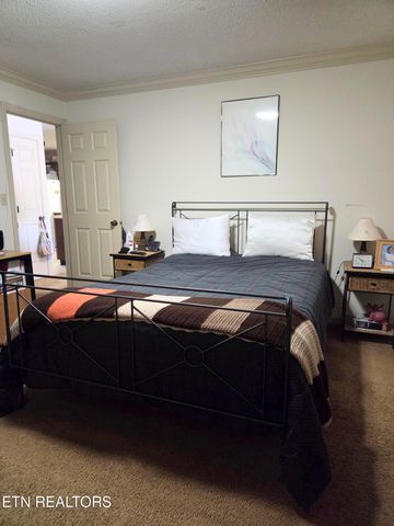 125 Arcadia Lane D, Oak Ridge, TN 37830