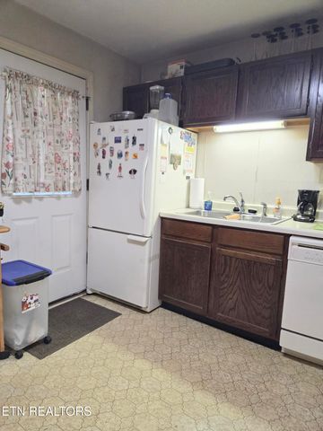 125 Arcadia Lane D, Oak Ridge, TN 37830