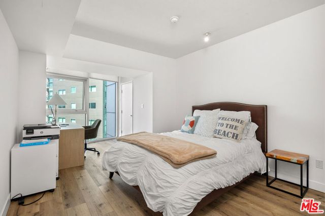 13600 Marina Pointe Drive 901, Marina Del Rey, CA 90292