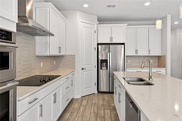 5616 ARBORVISTA DR, St Cloud, FL 34771