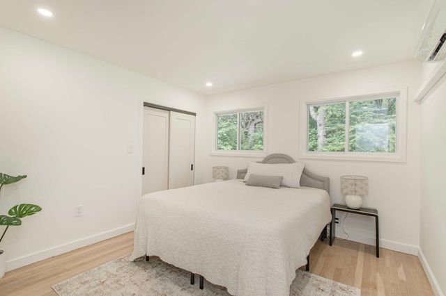 3 Tally Ho Ln, Wayland, MA 01778