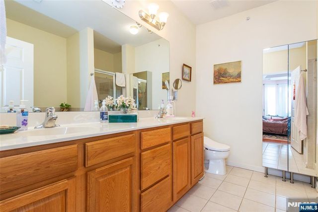 9 Cliff Road, Woodland Park, NJ 07424