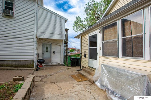 1924 S 17th Street, Omaha, NE 68108