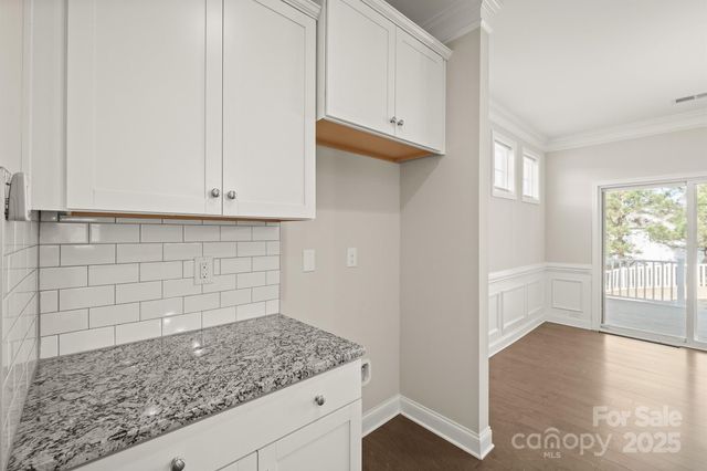 3692 Summer Haven Drive, Sherrills Ford, NC 28673