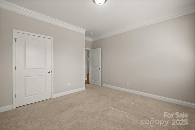 3692 Summer Haven Drive, Sherrills Ford, NC 28673