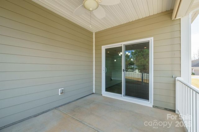 3692 Summer Haven Drive, Sherrills Ford, NC 28673