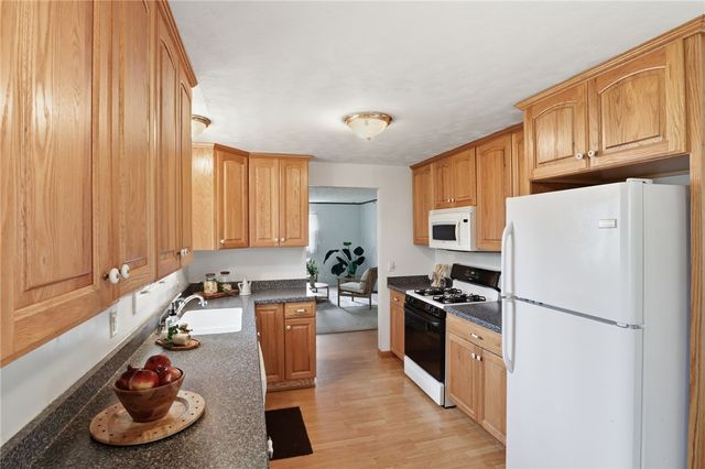337 Laurelwood Drive, Greece, NY 14626