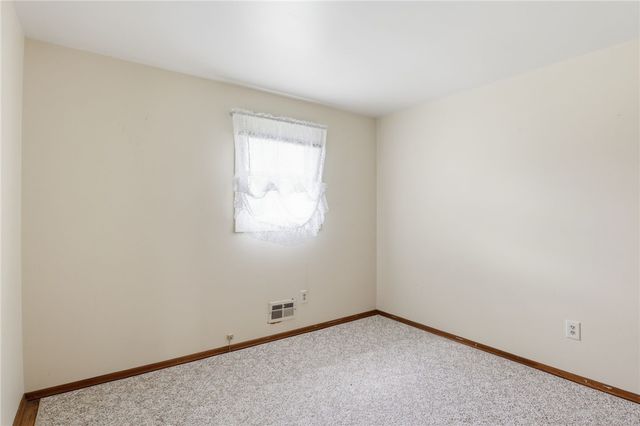 337 Laurelwood Drive, Greece, NY 14626