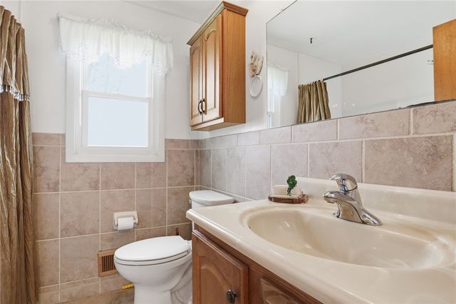 337 Laurelwood Drive, Greece, NY 14626