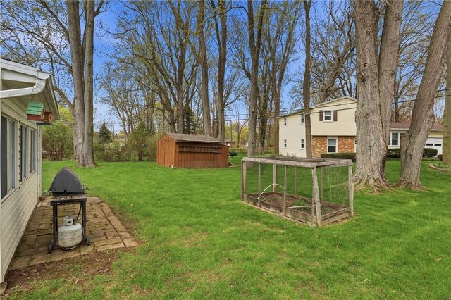 337 Laurelwood Drive, Greece, NY 14626