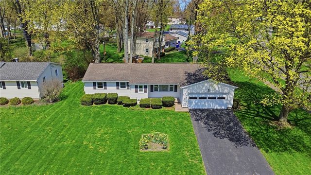337 Laurelwood Drive, Greece, NY 14626