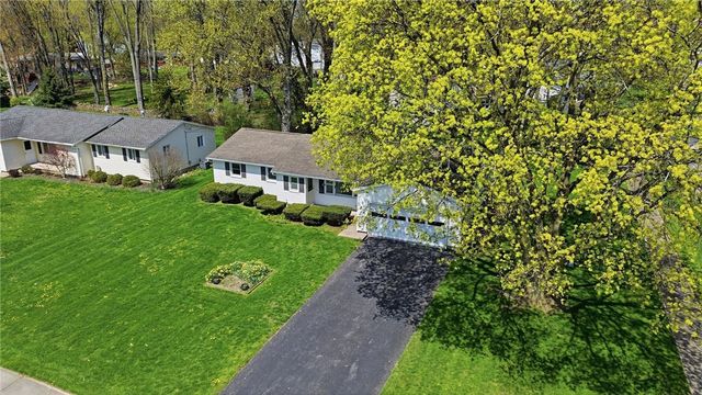 337 Laurelwood Drive, Greece, NY 14626