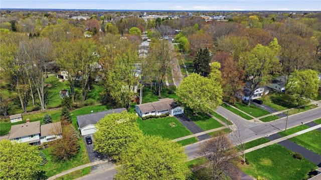 337 Laurelwood Drive, Greece, NY 14626