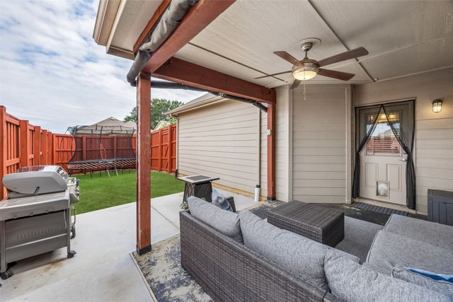 9101 Redford Road, Cross Roads, TX 76227