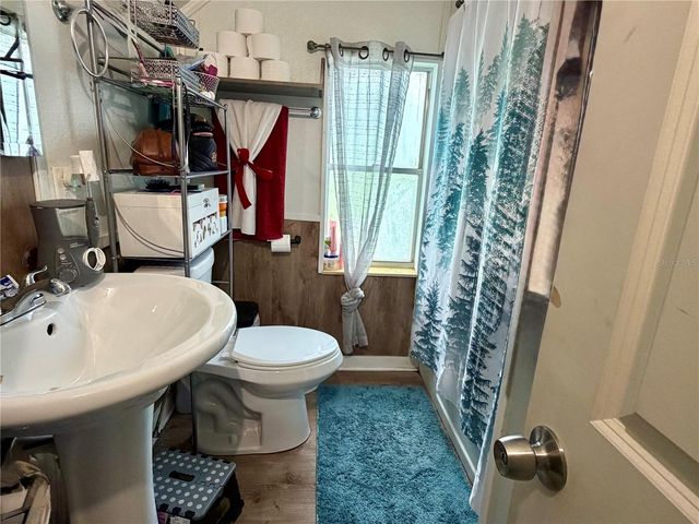 221 AVENUE C NE, Winter Haven, FL 33881