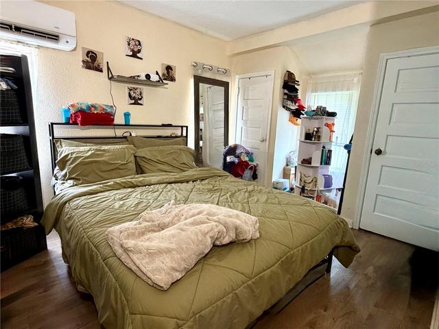 221 AVENUE C NE, Winter Haven, FL 33881