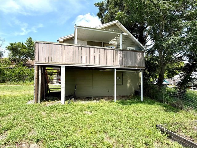 221 AVENUE C NE, Winter Haven, FL 33881