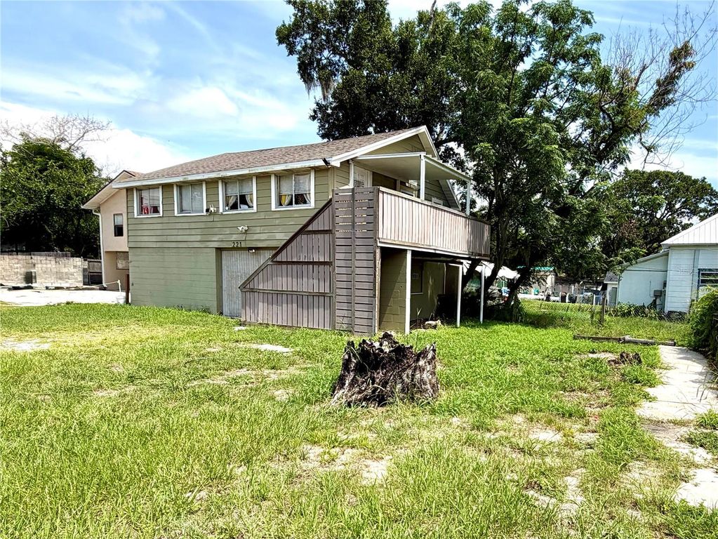 221 AVENUE C NE, Winter Haven, FL 33881