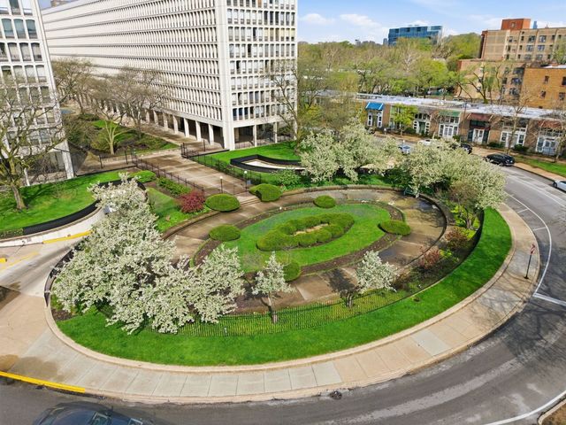 1451 E 55th Street 417N, Chicago, IL 60615
