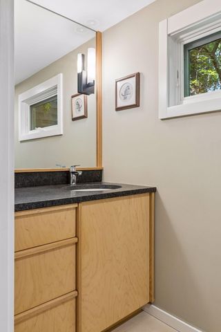 1 Chickadee Lane, North Oaks, MN 55127