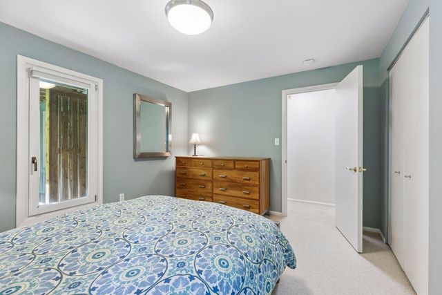 1 Chickadee Lane, North Oaks, MN 55127