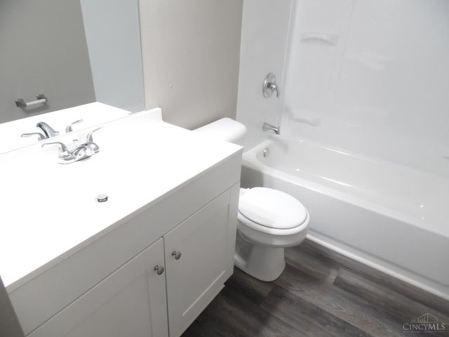 624 Meadow Brook Place, Trenton, OH 45067