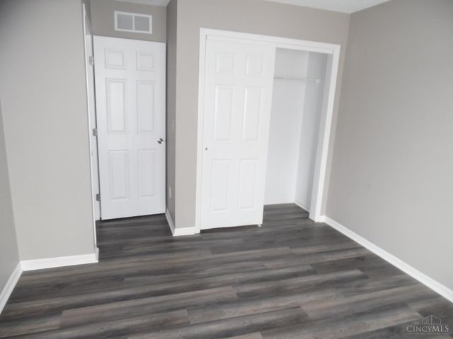 624 Meadow Brook Place, Trenton, OH 45067