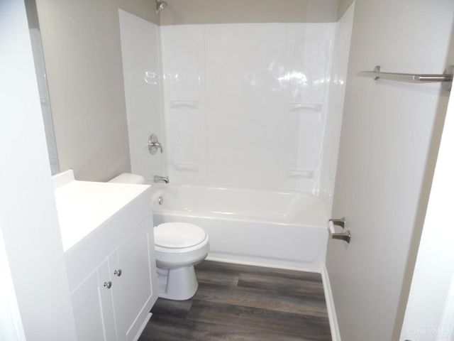 624 Meadow Brook Place, Trenton, OH 45067