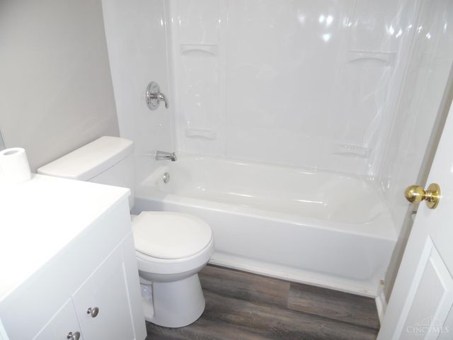 624 Meadow Brook Place, Trenton, OH 45067