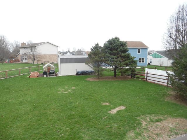 624 Meadow Brook Place, Trenton, OH 45067