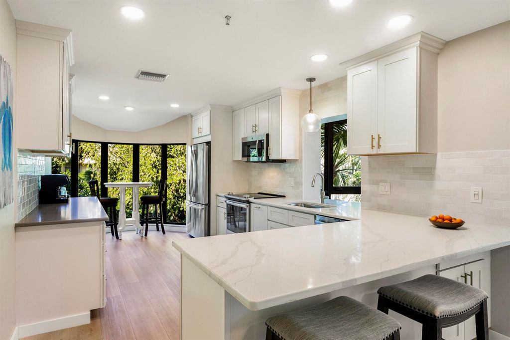 17137 Waterbend Drive 201, Jupiter, FL 33477