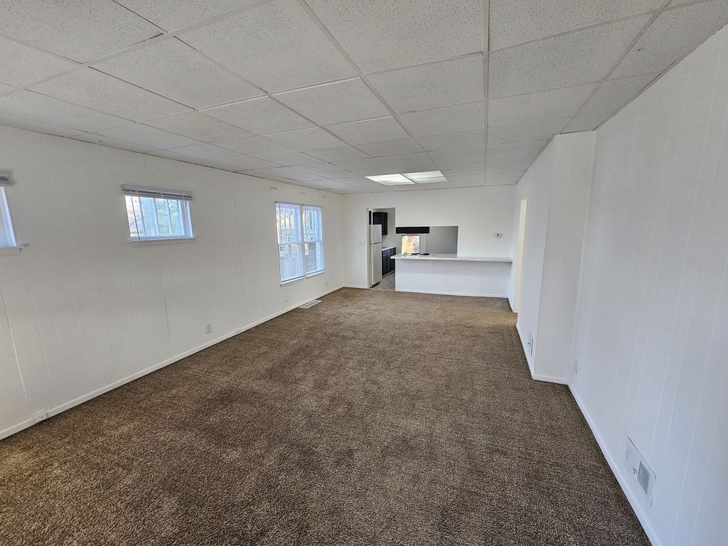 Image 11 of property listing at 1609 Isabella, Mt Vernon, IL 62864