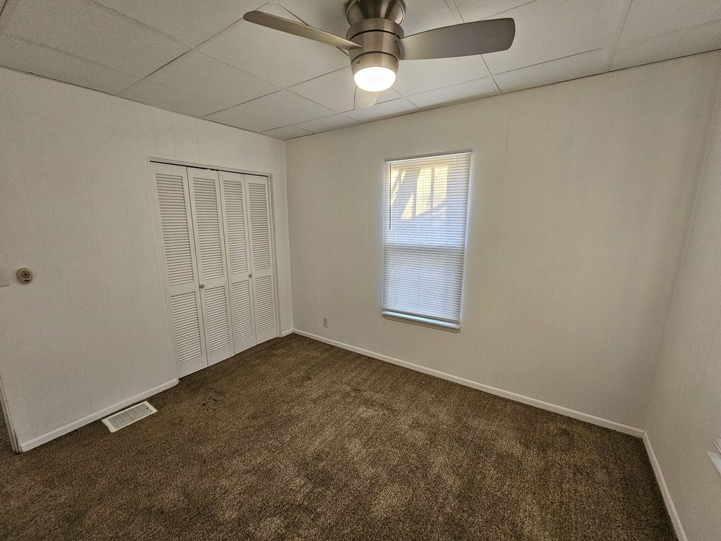 Image 17 of property listing at 1609 Isabella, Mt Vernon, IL 62864