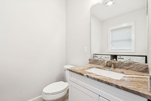 34 Ponemah Hill Rd Unit 2, Milford, NH 03055