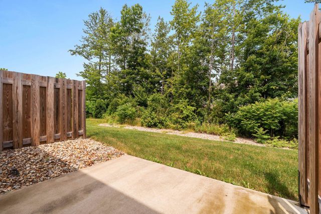 34 Ponemah Hill Rd Unit 2, Milford, NH 03055