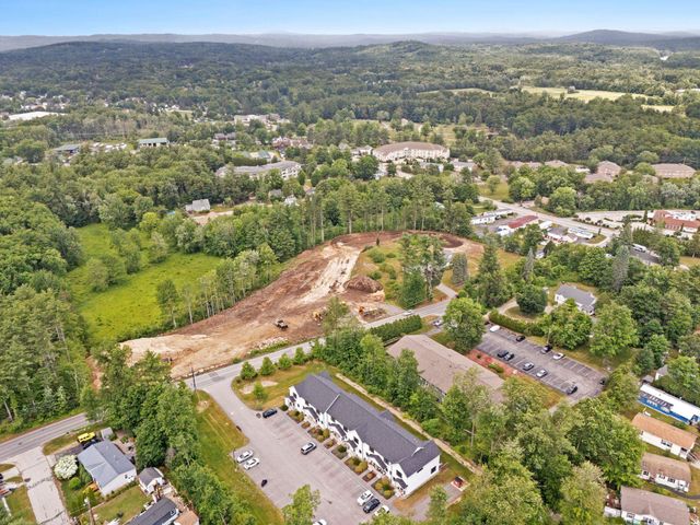 34 Ponemah Hill Rd Unit 2, Milford, NH 03055