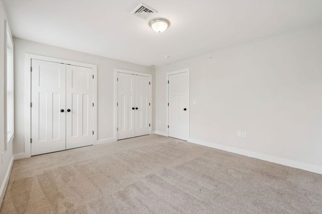 34 Ponemah Hill Rd Unit 2, Milford, NH 03055