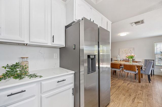 4165 Westporter Dr, Sacramento, CA 95826