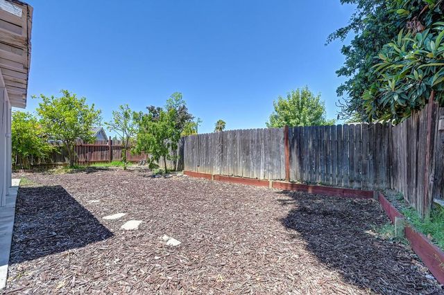 4165 Westporter Dr, Sacramento, CA 95826