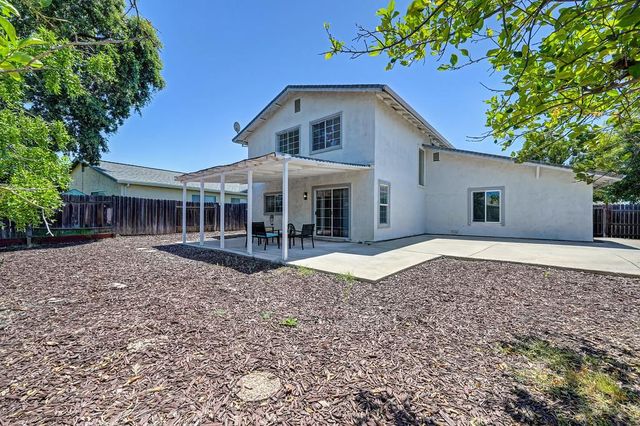 4165 Westporter Dr, Sacramento, CA 95826