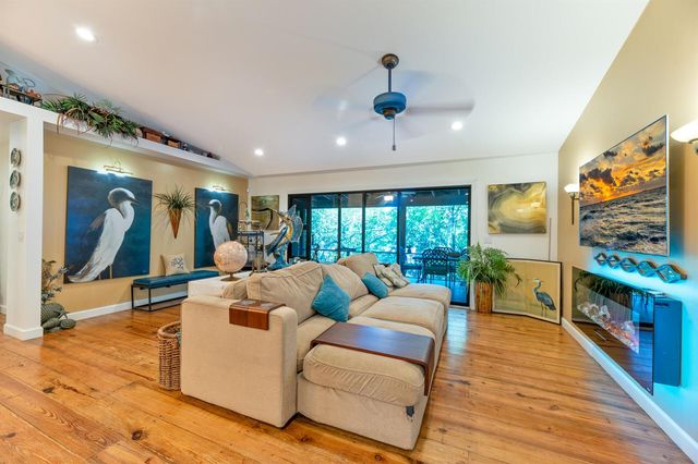 304 SW Indian Groves Drive, Stuart, FL 34994